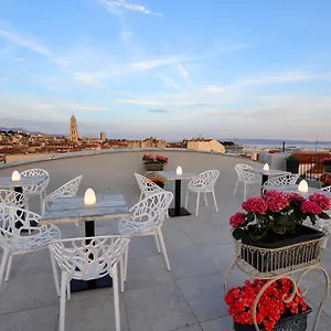 https://bajamonti-5-luxury-rooms.splithotels.org